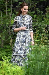 Vestido elegante con estampado de Kate Middleton